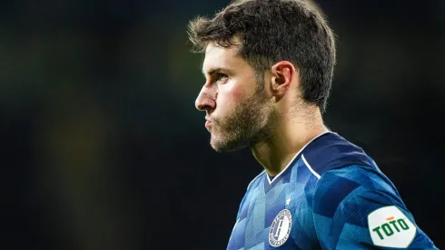 Santiago Giménez jugará el último partido del año con Feyenoord