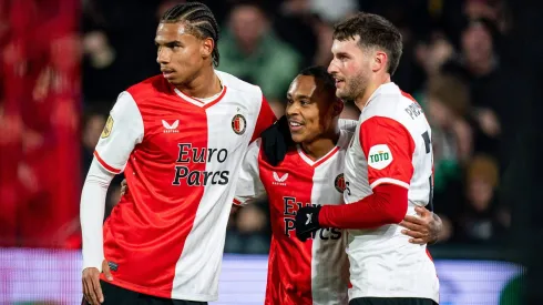 Santi Giménez jugó 61 minutos.