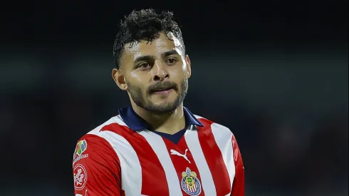 Negotiations between Cruz Azul and Chivas for Alexis Vega have stalled.