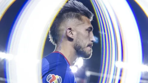 Un fallo del defensor argentino provocó el gol del Pachuca en el inicio del Clausura 2024.