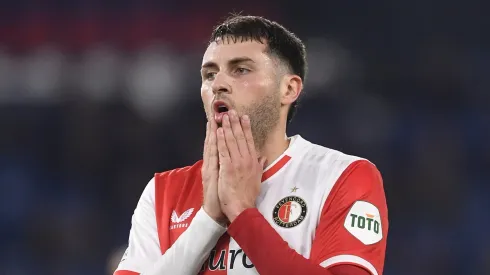 Santiago Giménez, delantero del Feyenoord.