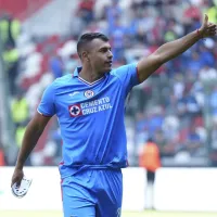 \'No se aceptan devoluciones\': La advertencia de la afición de Cruz Azul a Sarmiento por Iván Morales