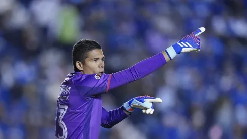 El portero colombiano está llamado a cubrir el hueco que dejó Jesús Corona hace unas temporadas.