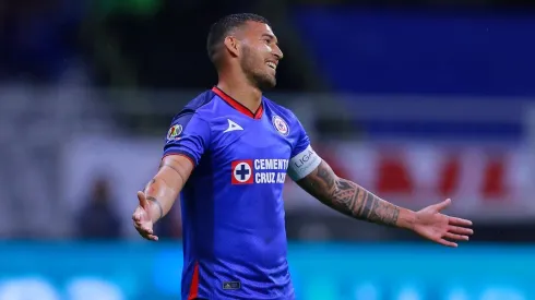 Juan Escobar podría llega al América.