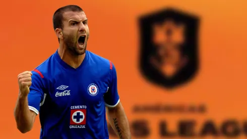 Tito Villa regresa a la canchas.