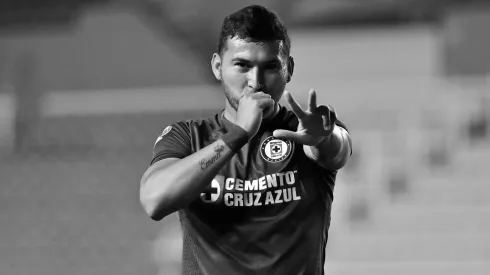 El defensor paraguayo hará vida en el Toluca con un contrato que tiene cláusulas que lo podrían hacer volver en un año.