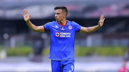 Ángel Sepúlveda defendió a Carlos Salcedo en Cruz Azul