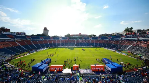 El Estadio Azul vive momentos de alta exigencia.
