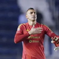 Nahuel Guzmán se quiso pasar de listo y así le respondió la afición de Cruz  Azul