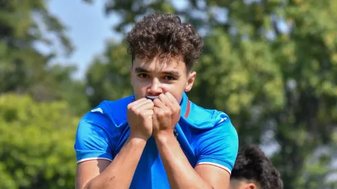 El delantero está llamado a sustituir al Toro Fernández y el fin de semana pasado deslumbró por su descaro con el balón.