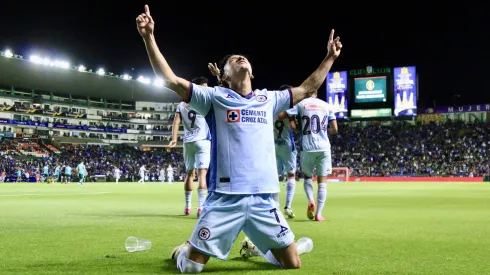 Uriel Antuna volvió a anotar con Cruz Azul.
