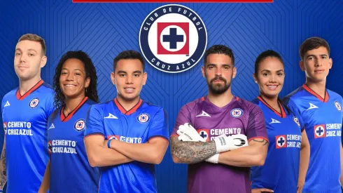 Firma de autógrafos con jugadores de Cruz Azul.