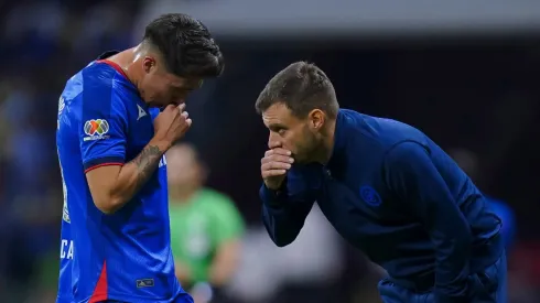 Rodrigo Huescas no convence a Martín Anselmi.