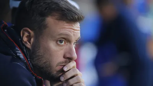 Martín Anselmi recibió la primer goleada con Cruz Azul.