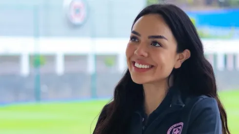 Melissa Rivas, la voz del estadio de Cruz Azul.
