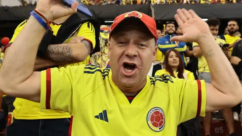 El portero colombiano fue ignorado por Néstor Lozano a pesar de que es el mejor portero de la Liga MX y la sensación del momento.