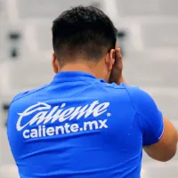 ALTA TRAICIÓN: aficionado de Cruz Azul apoya al América en el Clásico Nacional