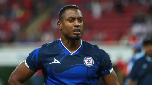 ¿Willer Ditta puede perderse el Cruz Azul vs. Pumas por lesión?