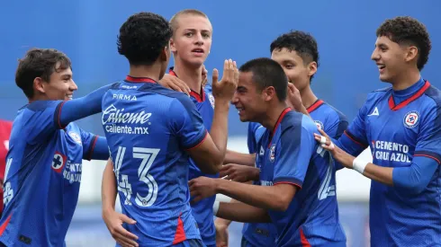 Emiliano Castañeda, joven delantero de Cruz Azul.