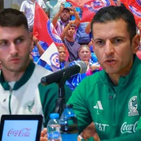 La afición de Cruz Azul explota contra Jaime Lozano por dejar fuera a Santiago Giménez