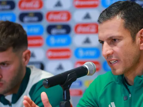 La foto de la polémica entre Jaime Lozano y Santiago Giménez