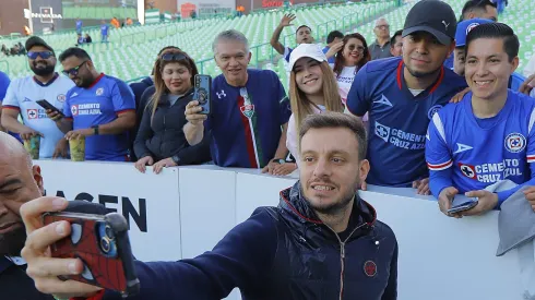 El estratega argentino tiene a todos encantados, pero nadie olvida que su par peruano fue el último el que alcanzó un título con los cementeros.