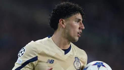 El defensor mexicano sigue siendo considerado por Cruz Azul como uno de los refuerzos para el próximo torneo.