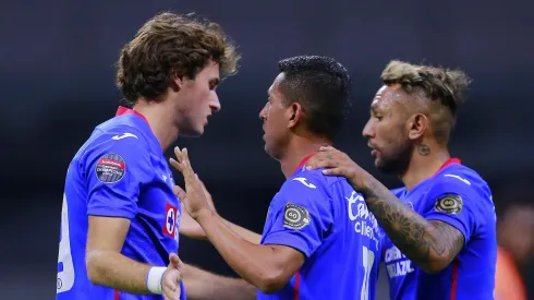 El mediocampista mexicano cuenta con 36 años de edad en el documento de identidad y su futuro pinta cada vez más lejos del máximo circuito.