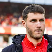 ¿Su nuevo club le prohíbe jugar? Santiago Giménez vuelve a ser suplente con el Feyenoord