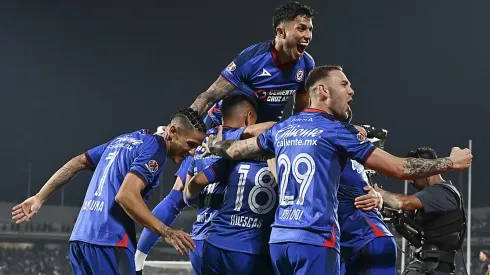 Cruz Azul venció a Pumas en la Ida de los Cuartos de Final.