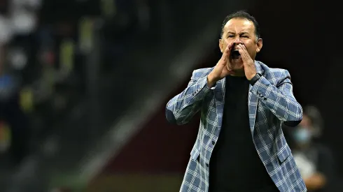 Juan Reynoso, histórico de Cruz Azul.