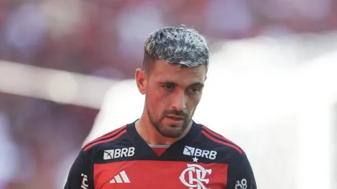 El talentoso mediocampista uruguayo sería una de las opciones que manejan Iván Alonso y compañía para reforzar a La Máquina.