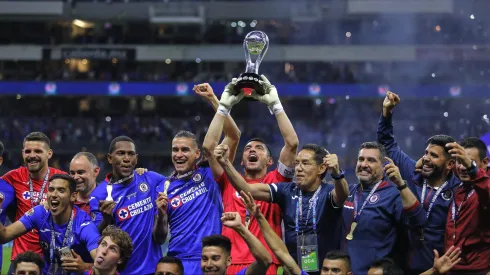 Cruz Azul se coronó en la novena como local en el Estadio Azteca.