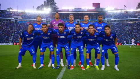 Los once de Cruz Azul contra América.