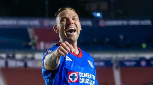 Rodo Rotondi vacaciona en Argentina con Cruz Azul presente.