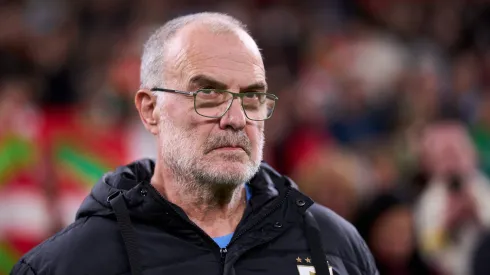 Bielsa criticó a Jaime Lozano por la suplencia de Santi Giménez