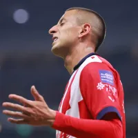 ¿Vuelve a Cruz Azul? Roberto Alvarado se iría de Chivas a otro club de la Liga MX