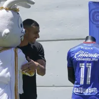 Giakoumakis va contra la ‘maldición’ del 11 en Cruz Azul: los últimos jugadores en portarlo están en el olvido