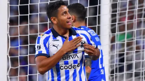 Luis Romo debutaría como cementero ante Rayados.