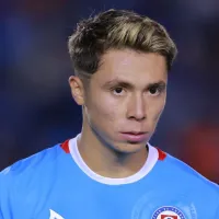 El CM de Cruz Azul \'usó\' a Santi Giménez y le lanzó una indirecta a Rodrigo Huescas