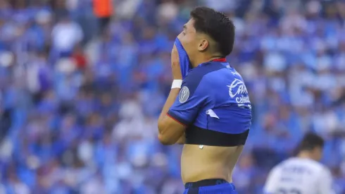 Un ex Cruz Azul con problemas contractuales