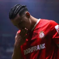 Ante rumores de venta, Maxi Araujo lanza un guiño a un jugador de Cruz Azul y despierta comentarios