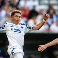 ¿Por qué a Rodrigo Huescas le obsequiaron un ramo de flores antes del inicio de un partido?