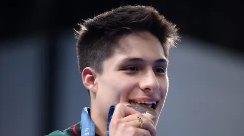 El delantero mexicano es uno de los más activos en cuanto a la actuación de los atletas locales en los Juegos Olímpicos Paris 2024.