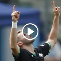 Así fue el doblete de Santiago Giménez en apenas 4 minutos en la goleada del Feyenoord