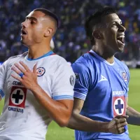 \'El que tiene que iniciar contra América es..\': Adrián Esparza eligió entre Giakoumakis y Sepúlveda