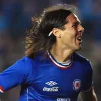 Lloró al llegar a Cruz Azul, se fue por la puerta de atrás y terminó en Corea del Sur: Hugo Droguett