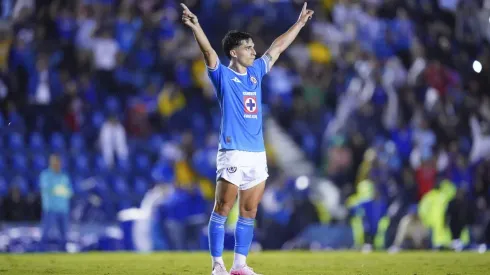 La Liga MX premió a Lorenzo Faravelli tras el Clásico Joven