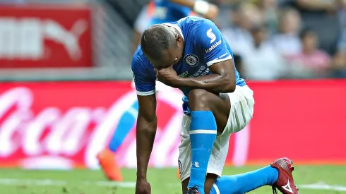 El ex Cruz Azul ahora es cantante de salsa.