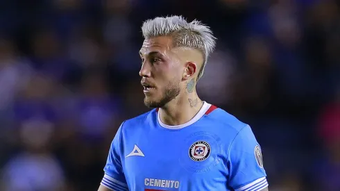 Gonzalo Piovi se fue expulsado y se pierde el duelo con Chivas.